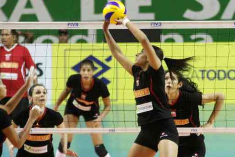 Selección peruana de Voley derrotó a Chile en el Preolímpico Sudamericano