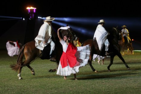 FOTOS: Así fue la inauguración de los Juegos Bolivarianos de Playa