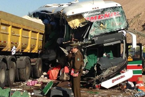 Chile: Cinco peruanos perdieron la vida en accidente de tránsito en Antofagasta