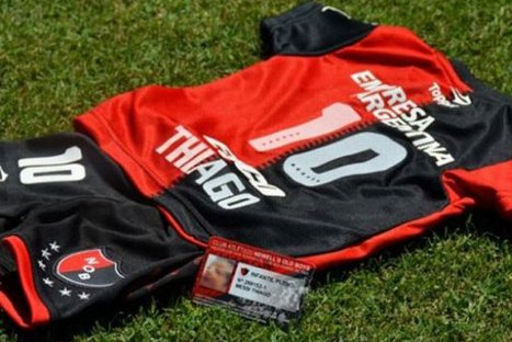 FOTO: Publican foto del uniforme del hijo de Messi en Newell´s Old Boys