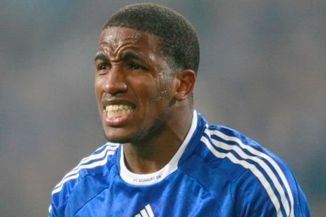 Jefferson Farfán será sancionado por 'berrinche' con DT