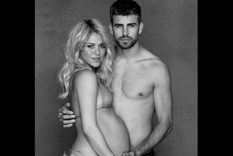 Shakira y Piqué se fotografiaron 'semidesnudos' para campaña a favor de los niños