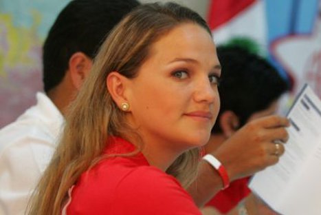 Luciana León es elegida como una de las políticas 'más sexys' por Playboy