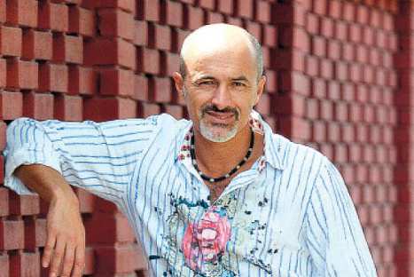 Carlos Alcántara confirma que unipersonal 'Asu Mare' tendrá segunda parte