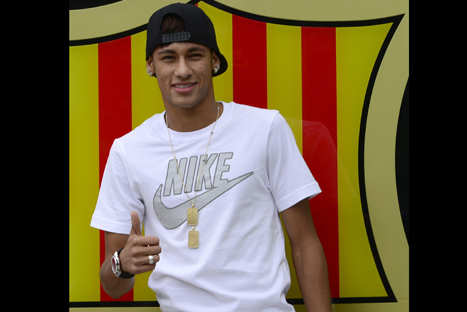Neymar en el Barcelona: Hinchas lo reciben como ídolo – FOTOS