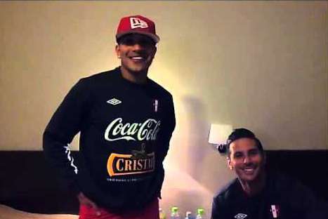 Claudio Pizarro y Paolo Guerrero te regalan entradas para el Perú vs Ecuador - VIDEO