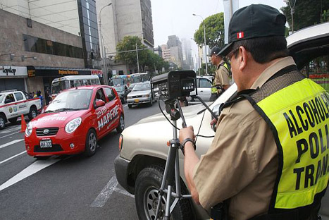 Cambios  Ministro del Interior dispone suspensión de fotopapeletas