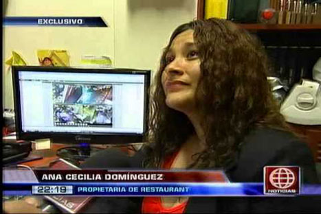 Ladrones usan sus manos como pistolas para asaltar restaurante - VIDEO