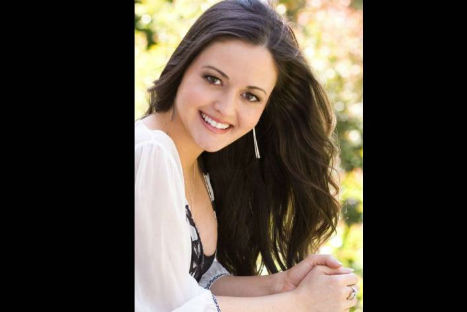 FOTOS: 'Winnie Cooper' se convirtió en una mujer muy sexy