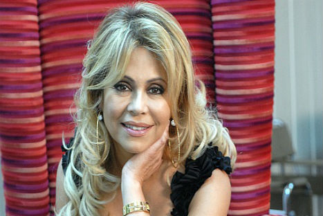 Gisela Valcárcel escribirá un libro de autoayuda
