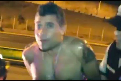 Conductor de reality es detenido por caminar ebrio en la calle-VIDEO