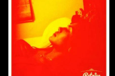 Vania Bludau publicó candentes imágenes luego de la boda de Christian Domínguez-FOTOS