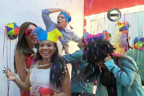 Mira el divertido 'harlem shake' que hicieron los jueces de 'Yo Soy'-VIDEO