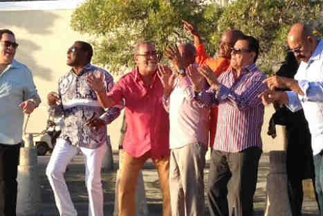 Mira el videoclip de 'Bajo la Tormenta' de Salsa Giants -VIDEO