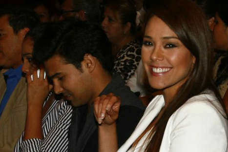 Karen Schwarz y Ezio reaparecen en evento -FOTOS