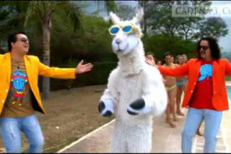 Mira el divertido baile de 'La llama que baila' -VIDEO