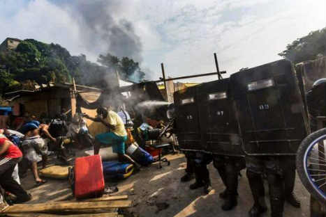 La otra cara del mundial: desalojan a residentes de las favelas en Brasil-FOTOS La otra cara del mundial: desalojan a residentes de las favelas en Brasil-FOTOS