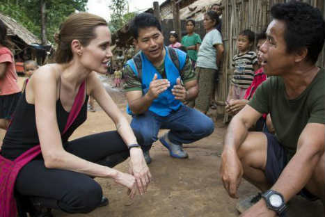 La actriz Angelina Jolie preocupa por lucir delgada (FOTOS) La actriz Angelina Jolie preocupa por lucir delgada (FOTOS)