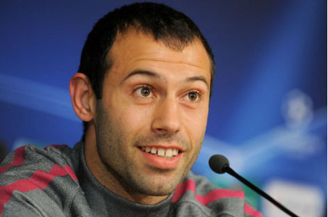 Javier Mascherano declara que se siente avergonzado por tantos elogios