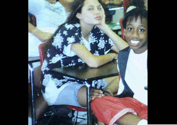 ¿Quién crees que es esta tierna bebé? ¡Descúbrelo en 10 fotos inéditas!