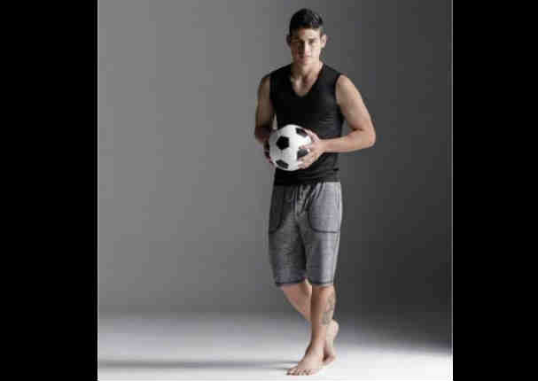 ¿Ya viste cómo luce James Rodríguez en ropa interior? (FOTOS/VIDEO)