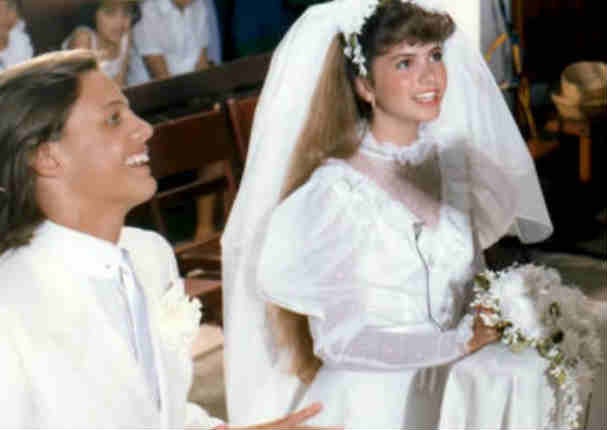 ¿Recuerdas la entrañable película 'Fiebre de Amor'? Revive la historia en 10 inéditas fotos