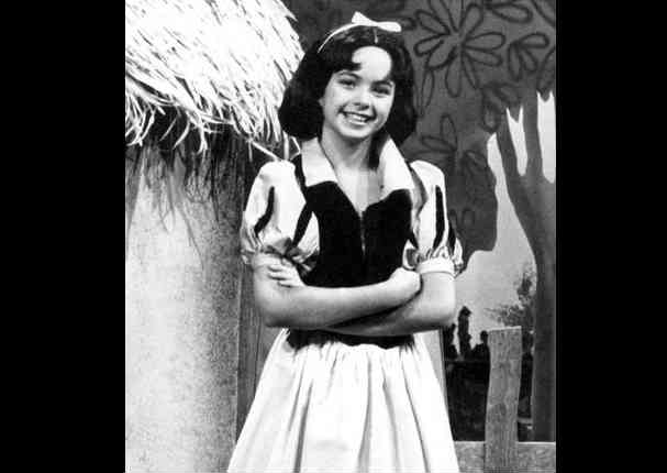 ¿Recuerdas la entrañable película 'Fiebre de Amor'? Revive la historia en 10 inéditas fotos