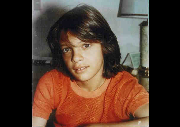 ¿Recuerdas la entrañable película 'Fiebre de Amor'? Revive la historia en 10 inéditas fotos