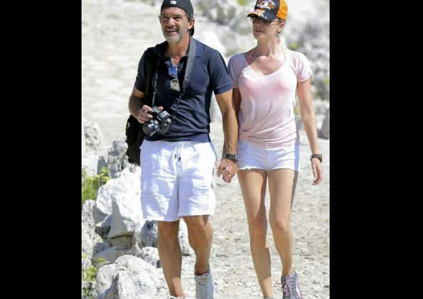 ¿Antonio Bandera ya tiene novia? (FOTOS)