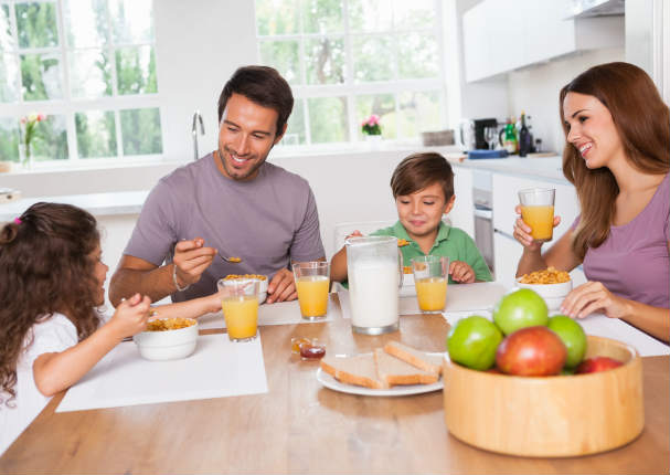 ¿Sabes cuál es la hora perfecta de almorzar para evitar engordar?