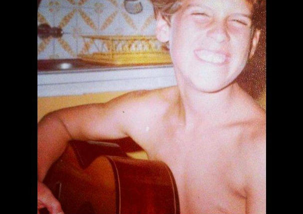 Gian Marco compartió tierna foto de su infancia (FOTOS) Gian Marco compartió tierna foto de su infancia (FOTOS)