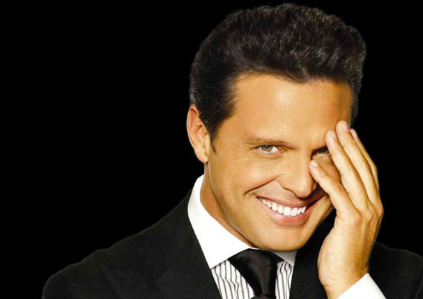 Luis Miguel sorprende al lucir varios kilos de más (VIDEO)