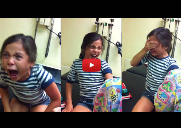 Mira de todo lo que fue capaz esta niña para que no la vacunen (VIDEO)