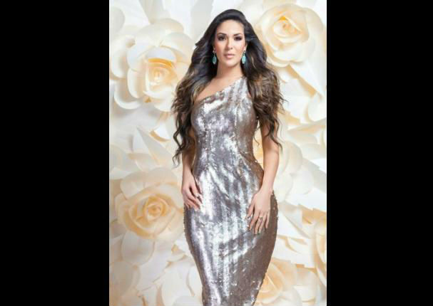 Mira la sensual y divertida sesión de fotos de Silvia Cornejo (FOTOS)