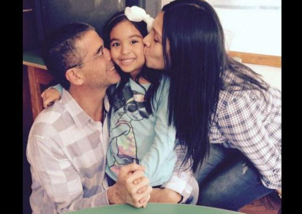 Tula Rodríguez compartió tierna foto junto a su familia en Twitter (FOTO)