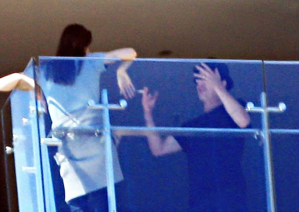 Brad Pitt y Angelina Jolie protagonizan fuerte discusión (FOTOS)