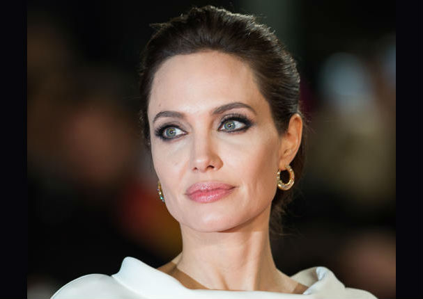 Conoce a las celebridades que no saben besar (FOTOS)