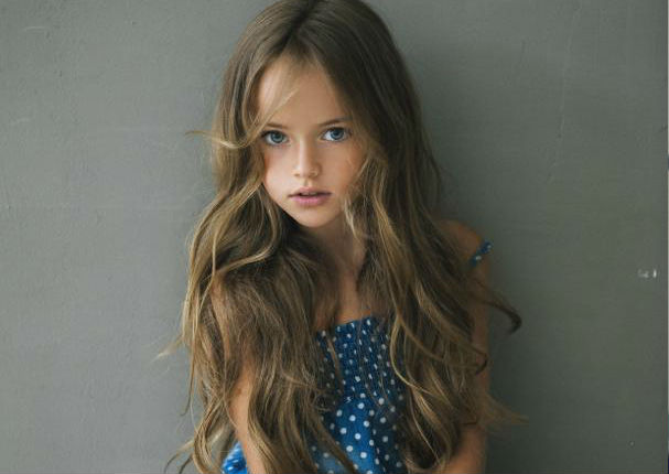 Conoce a la considerada 'Barbie Humana' más joven del mundo (FOTOS)