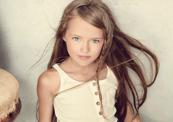 Conoce a la considerada 'Barbie Humana' más joven del mundo (FOTOS)