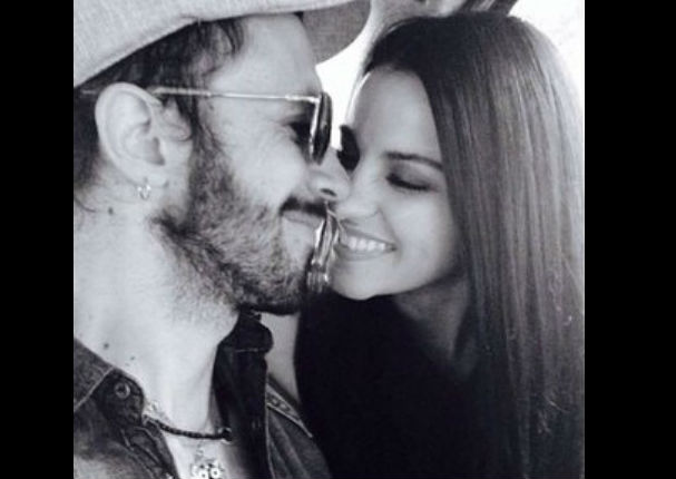 Mira cómo Maite Perroni le demuestra su amor a su novio (FOTOS)