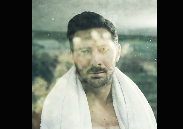 Claudio Pizarro luce su amor con su esposa en sesión de fotos(FOTOS) Claudio Pizarro luce su amor con su esposa en sesión de fotos(FOTOS)