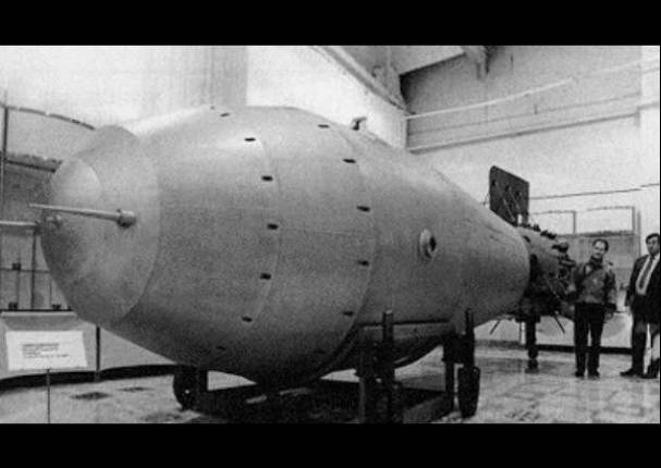 Salen a la luz imágenes de de un túnel secreto donde Hitler desarrollaba la bomba atómica (FOTOSO)