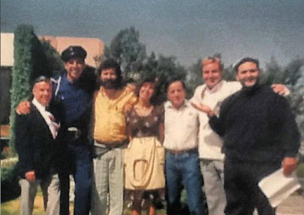 Difunden fotos inéditas del elenco de Chespirito (FOTOS)
