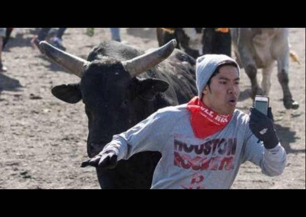 Mira las 10 'selfies' más extrañas de todo el ciberespacio (FOTOS)