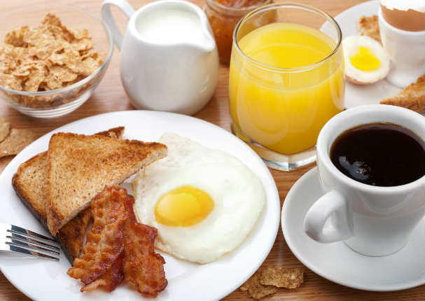 Claves para perder peso con el desayuno