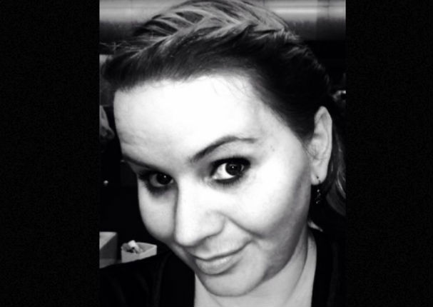 Mujer decide perder 50 kilos para lucir mejor en sus selfies (FOTOS)