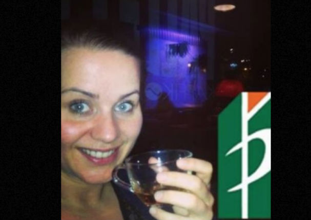 Mujer decide perder 50 kilos para lucir mejor en sus selfies (FOTOS)