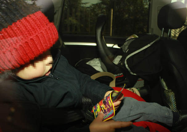 Difunden las primeras fotos de Shakira y el pequeño Sasha fuera del hospital (FOTOS)