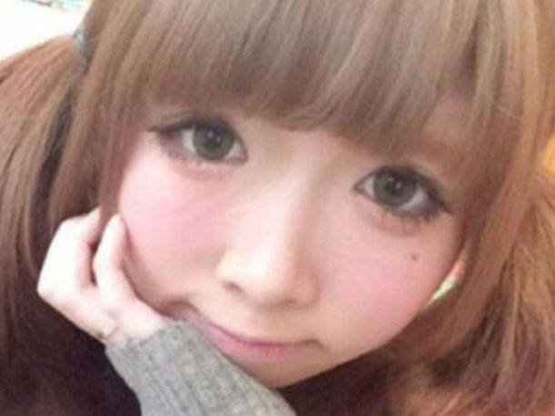 Joven quedó en shock al ver a su novia sin maquillaje (FOTOS)