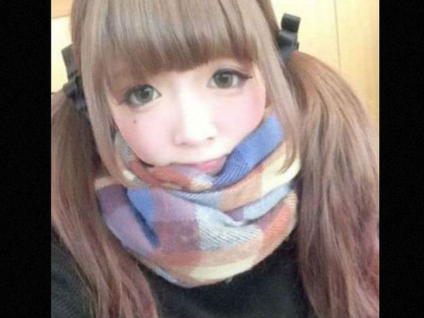 Joven quedó en shock al ver a su novia sin maquillaje (FOTOS)